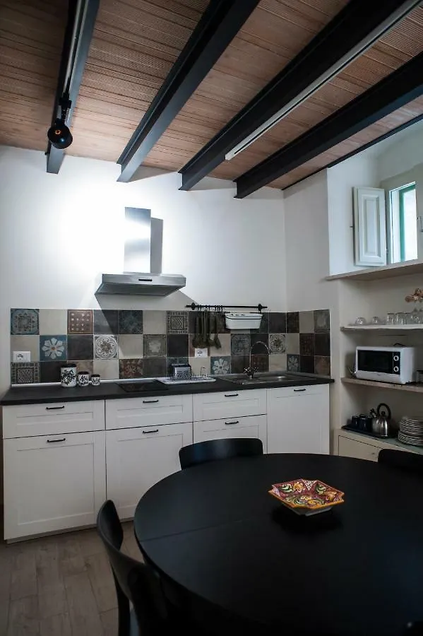 Itaca Apartment Scicli 0*,